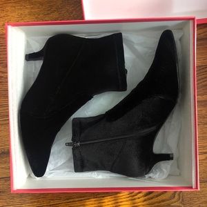 NEW VANELi Black Velvet Booties